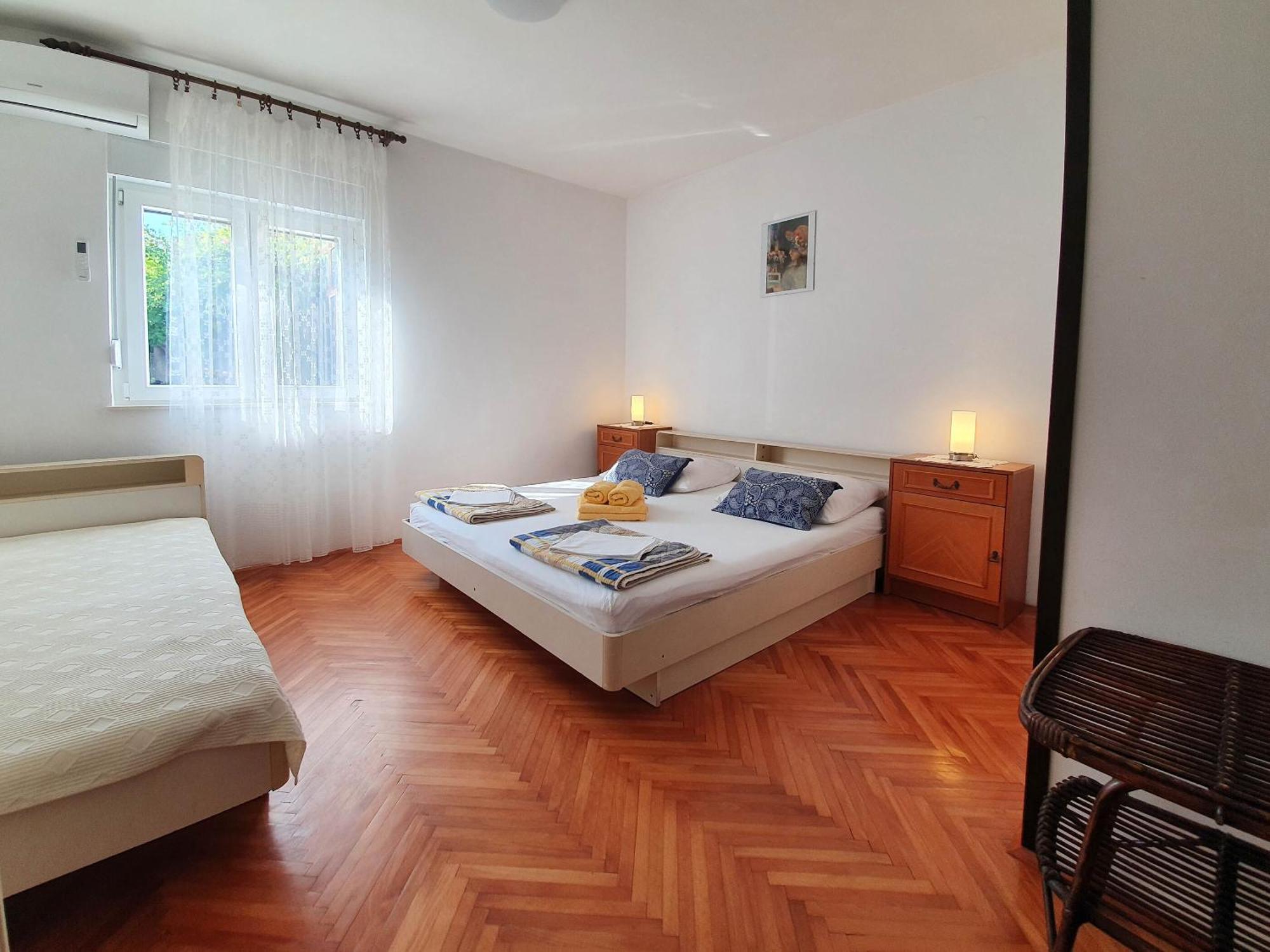 Rooms Zeljka 2 Crikvenica Bagian luar foto