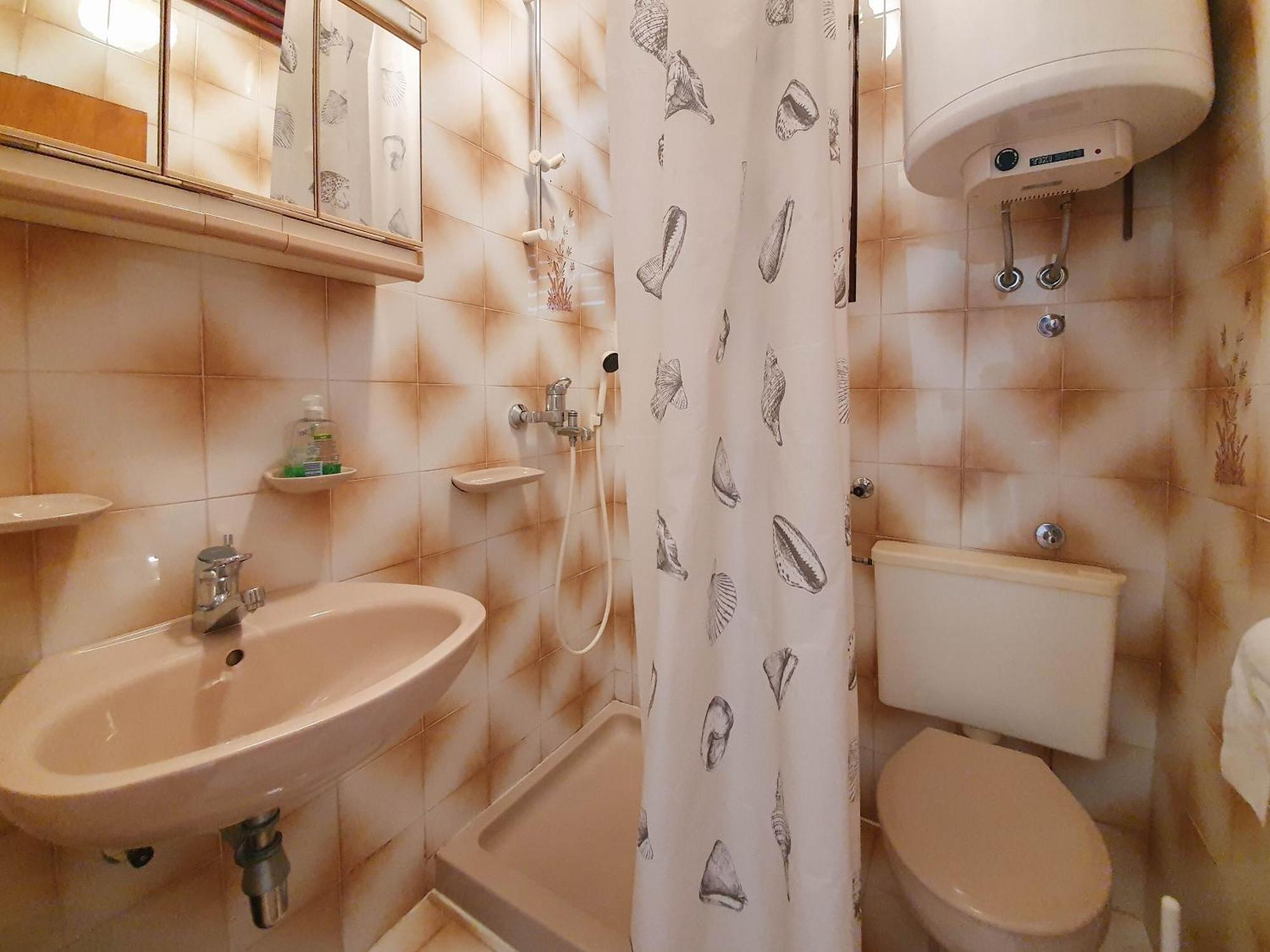 Rooms Zeljka 2 Crikvenica Bagian luar foto